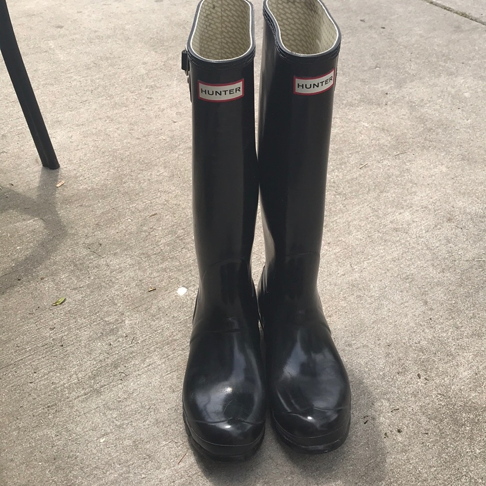 Hunter boots black gloss size 9